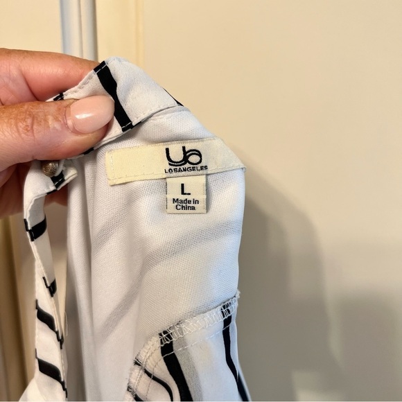 YA Los Angeles Striped Romper with Elastic Waistband, Black & White, Size Large - Picture 4 of 10